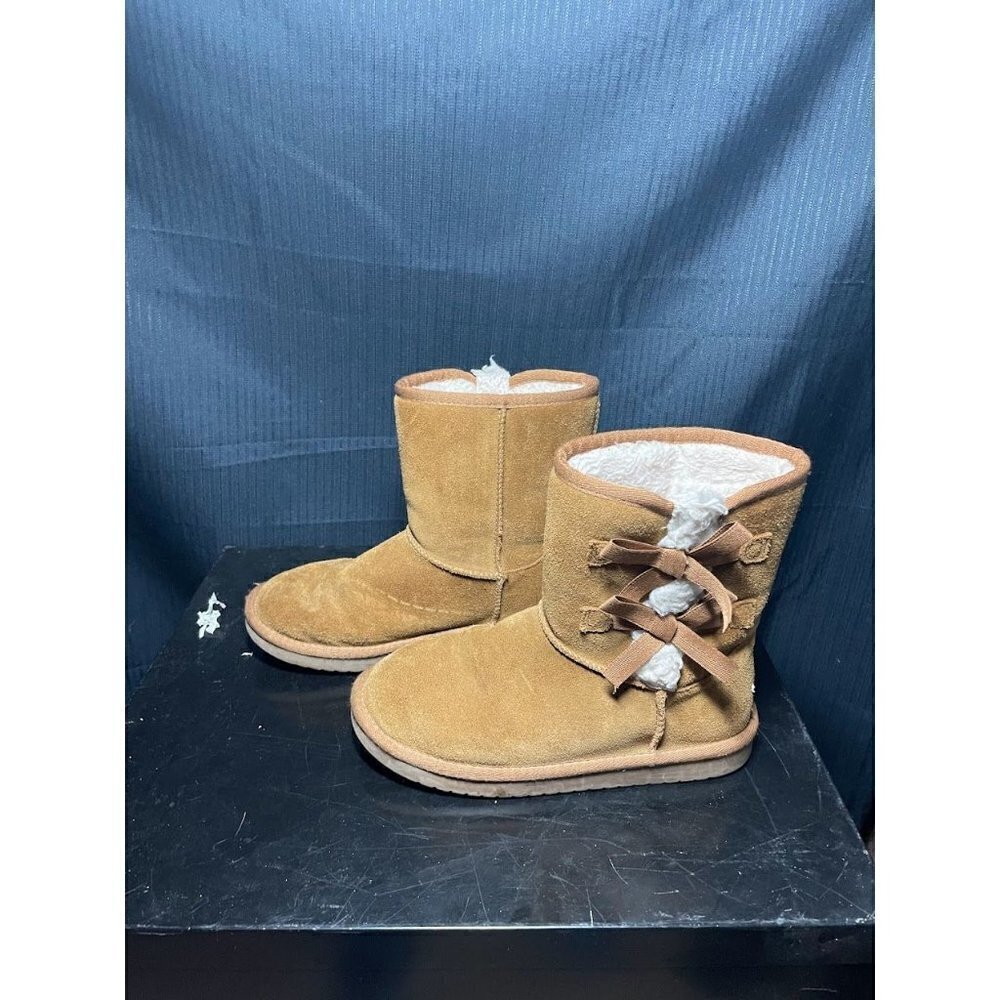 Koolaburra by UGG Womens Shazi Short Suede Closed Toe Ankle, Chestnut, Size 4.0 - Picture 1 of 6